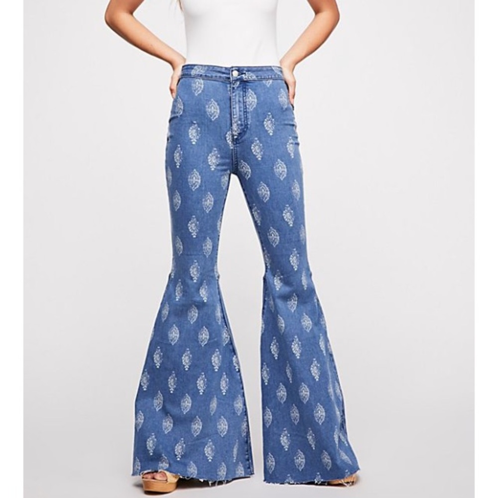 Free People Just Float On Flare jeans